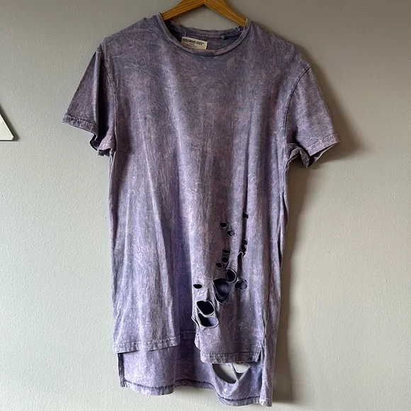 TSHIRT - Picture 1 of 1